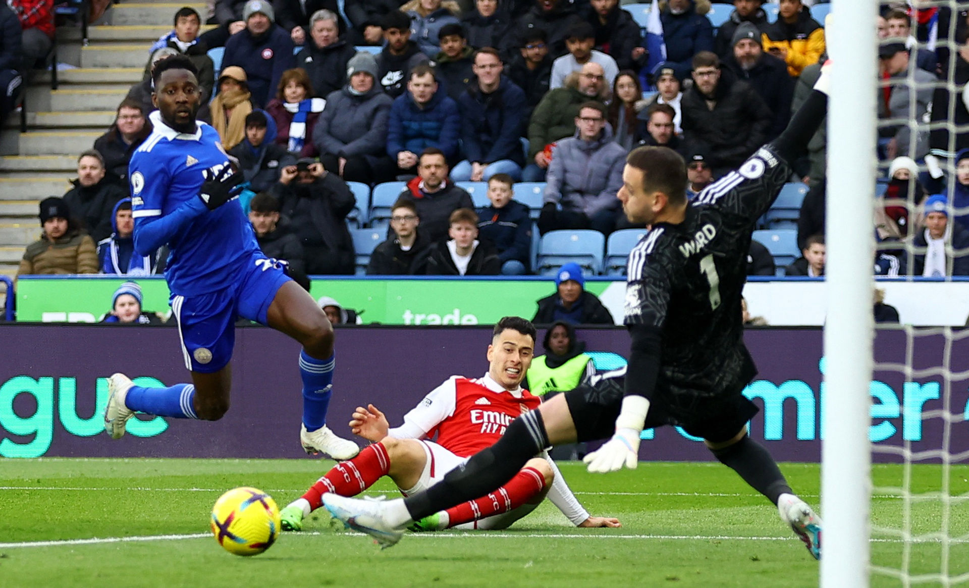 队很可能将 队很可能将